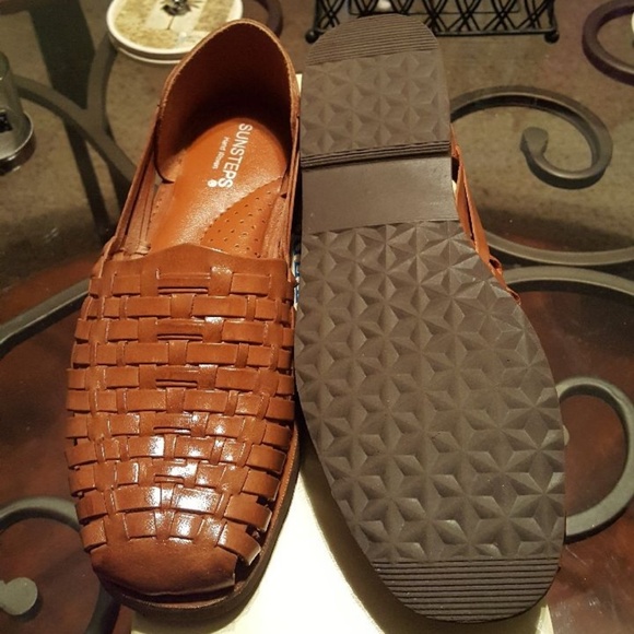 Sandals - Picture 2 of 2